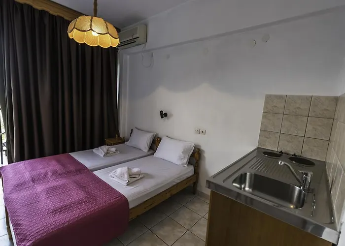 Aparthotel Irini